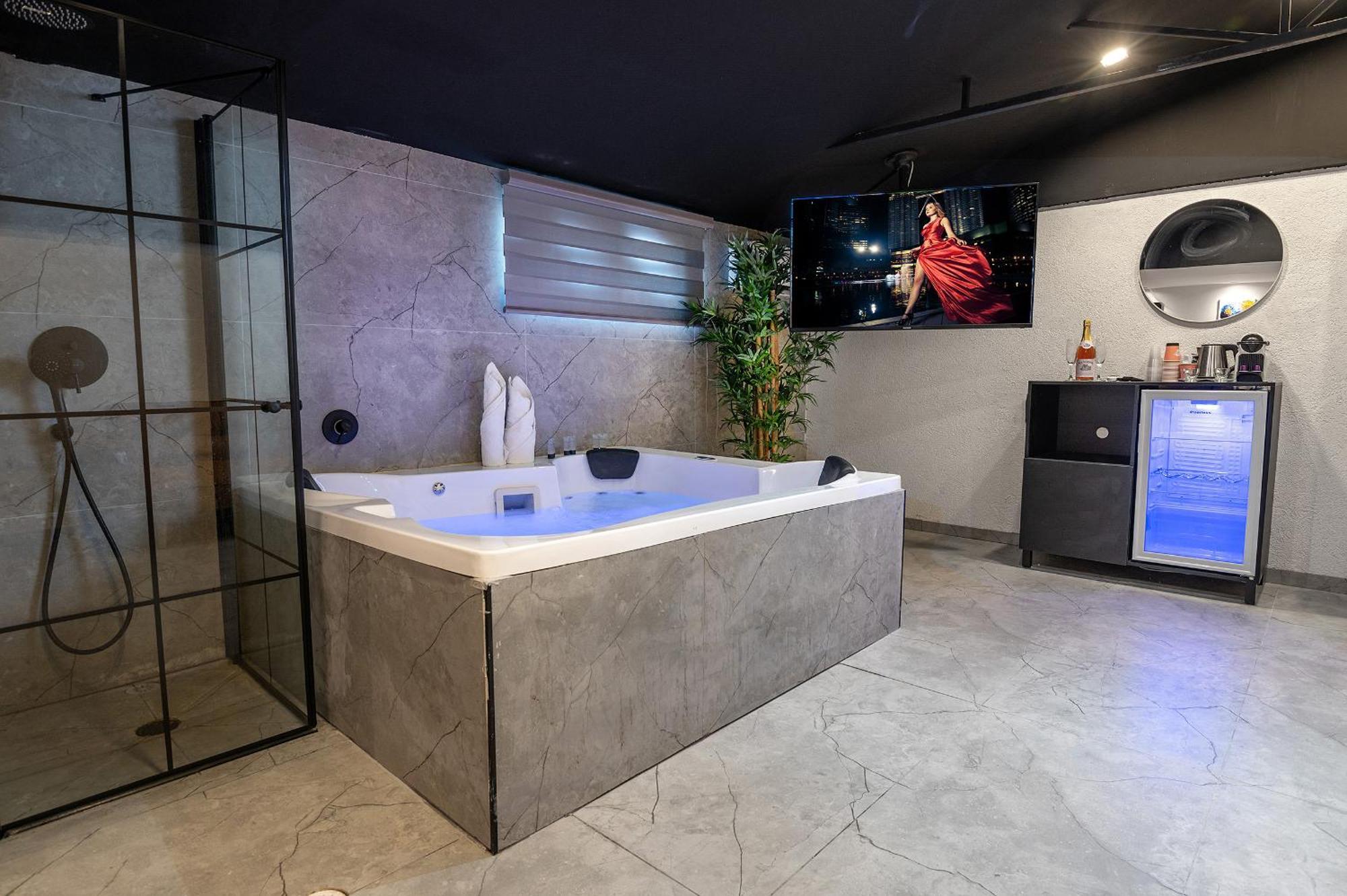 Lago Suites Hotel Jerusalem Ngoại thất bức ảnh