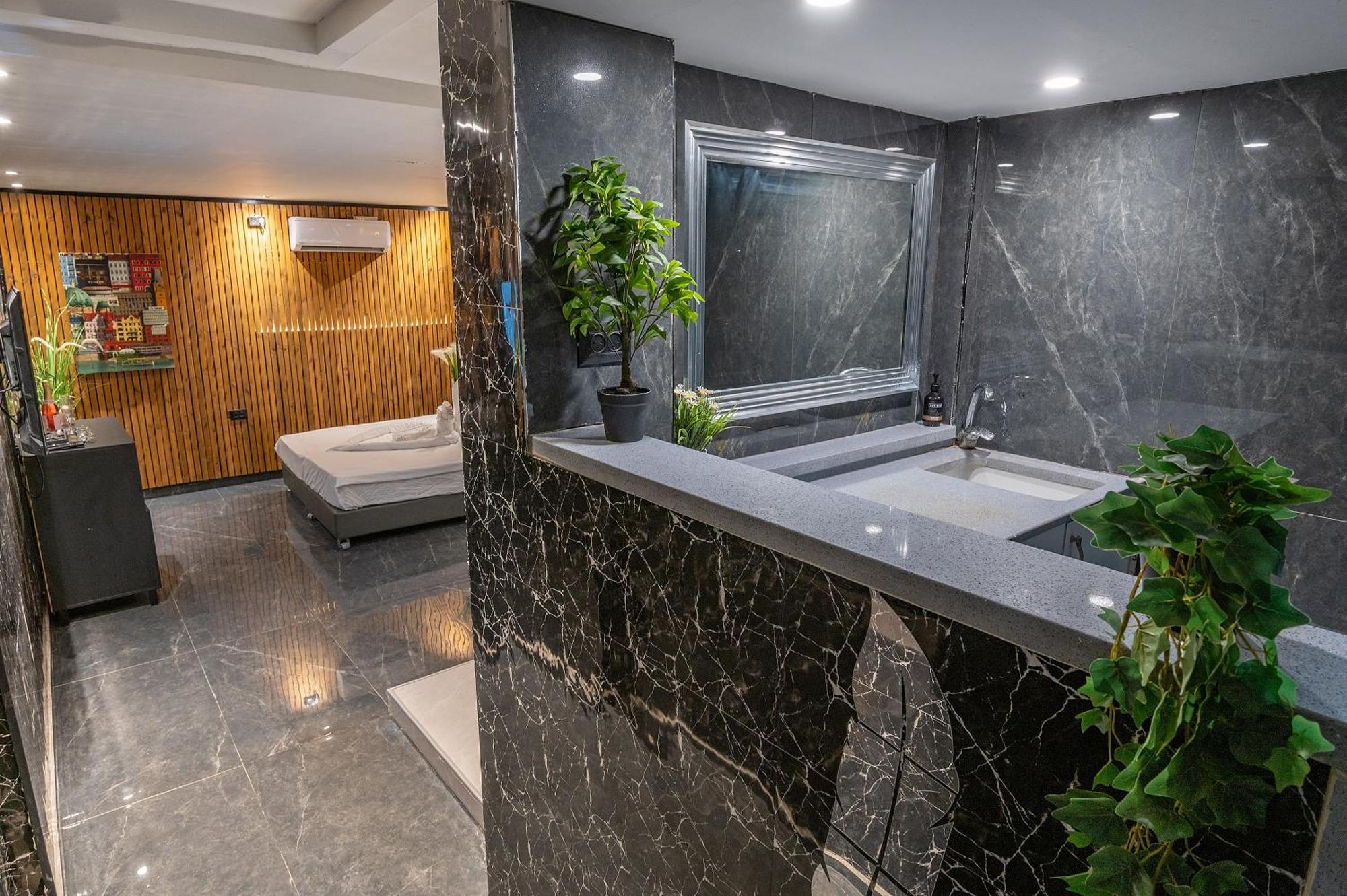 Lago Suites Hotel Jerusalem Ngoại thất bức ảnh