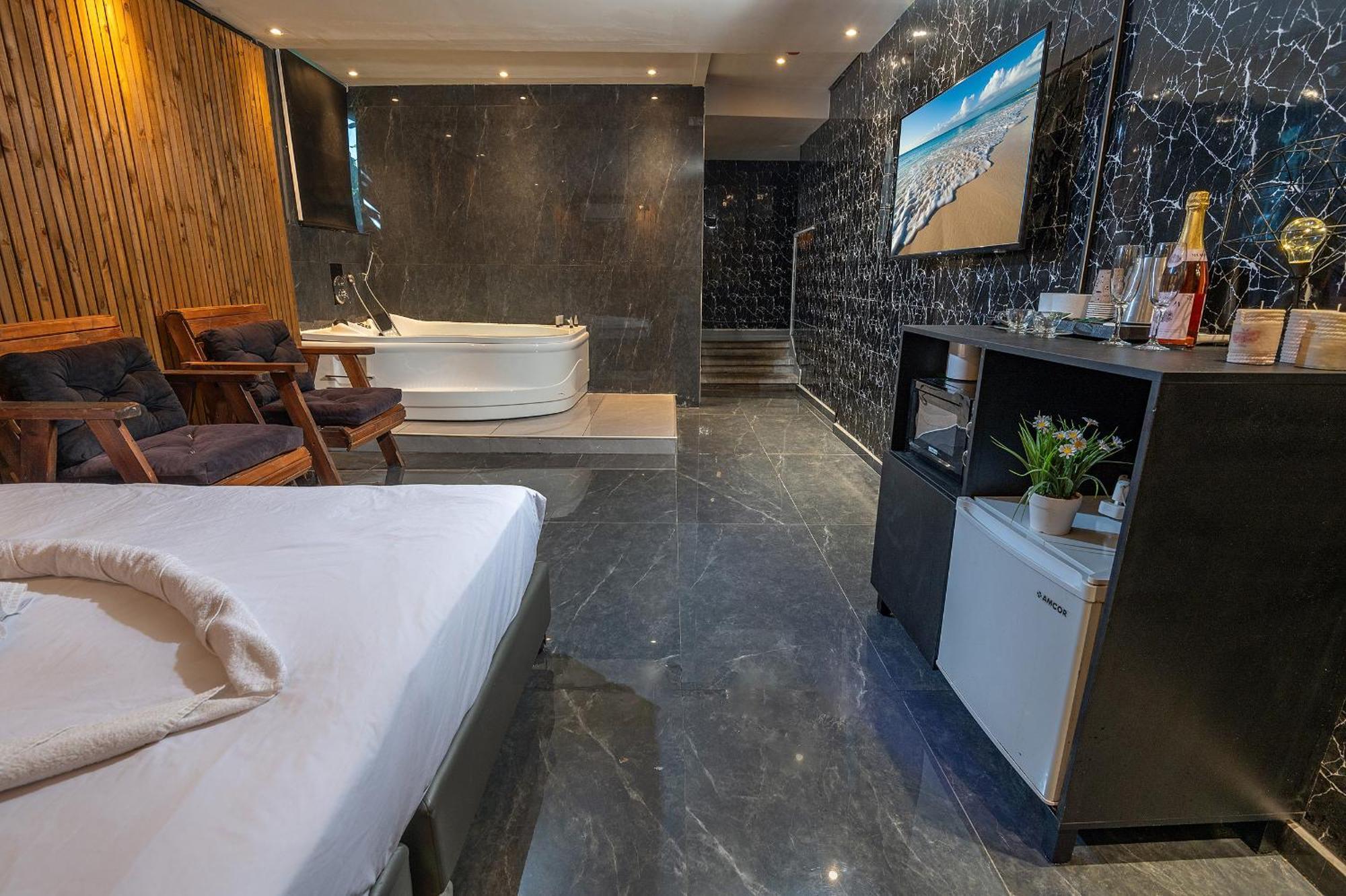 Lago Suites Hotel Jerusalem Ngoại thất bức ảnh